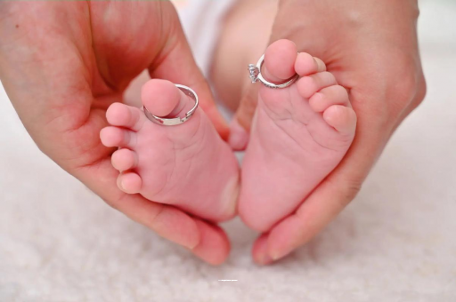 衡阳怀孕肚子一边高一边低